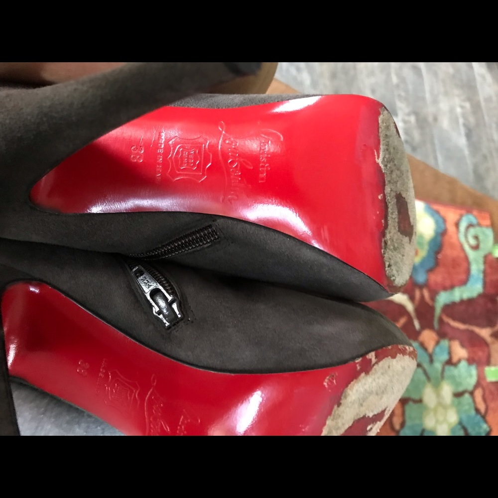 Authentic LouBoutin - Picture 11 of 11
